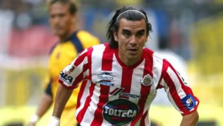 Gustavo Nápoles: el “Gusano” que hizo historia con las Chivas del Guadalajara