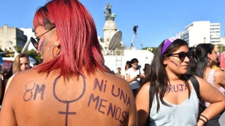 #25N: Colectivas y organizaciones feministas en México que ayudan a combatir la violencia contra la mujer