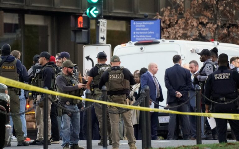 Tiroteo a metros de la Casa Blanca deja a dos miembros de la Guardia Nacional en estado crítico; sospechoso detenido