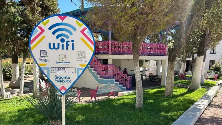 Aguascalientes consolida su liderazgo digital con más de 2,100 puntos de internet público gratuito