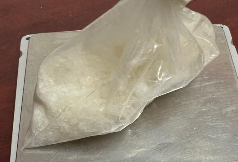 Detiene Policía Estatal a tres hombres por posesión de narcótico en operativo por la capital de Sonora