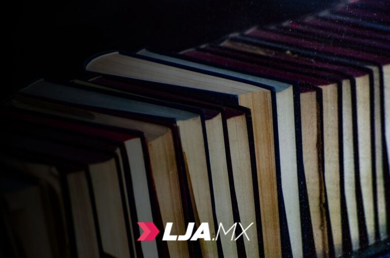 TEPJF presentó dos libros sobre VPMRG en la FIL