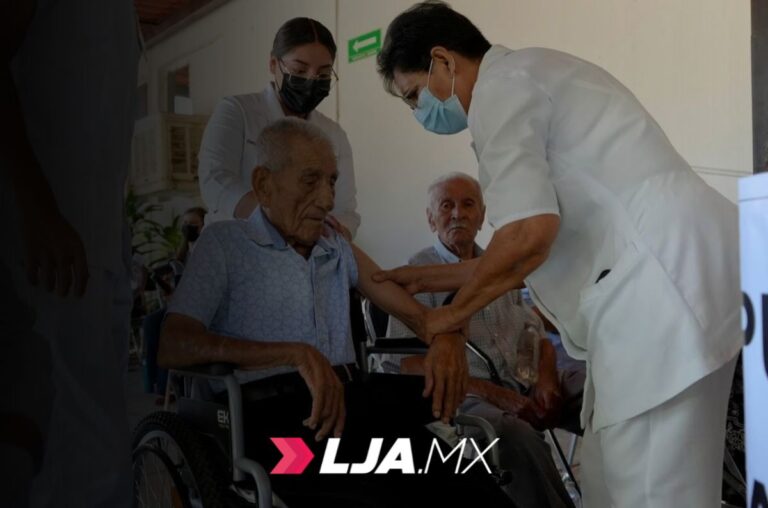 Invitan a reforzar vacunación contra el Covid-19 en esta temporada invernal