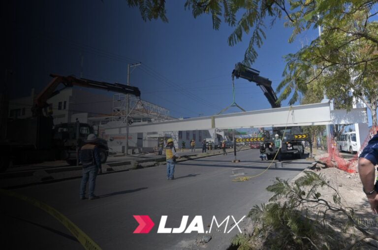 Alcalde impulsa nuevos proyectos de rehabilitación de vialidades y construcción de puente peatonal