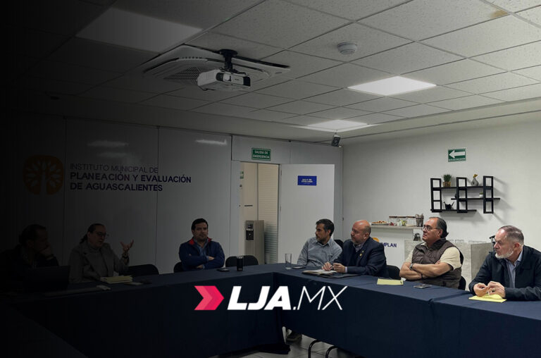 IMPLAN se reúne con representantes de la Asociación de Comerciantes y Prestadores de Servicios en Aguascalientes