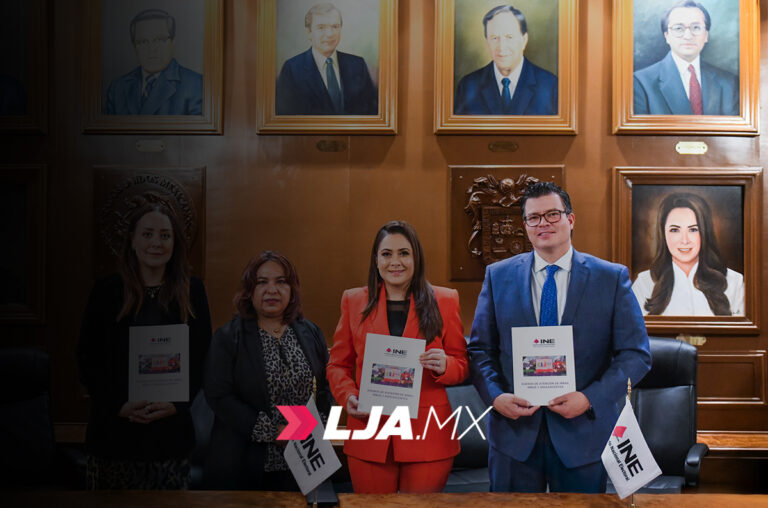 La gobernadora de Aguascalientes Teresa Jiménez recibe la Agenda de Atención a Niñas, Niños y Adolescentes de parte del INE