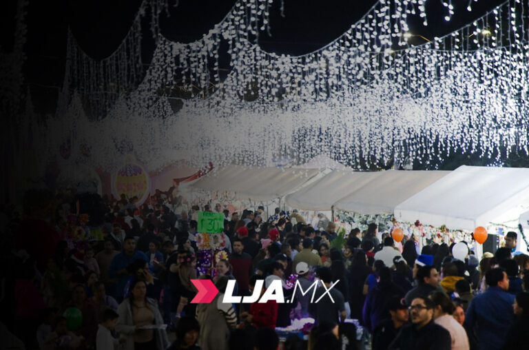 La Gobernadora de AguascalientesTeresa Jiménez inauguró Villa Navidad en la Línea Verde