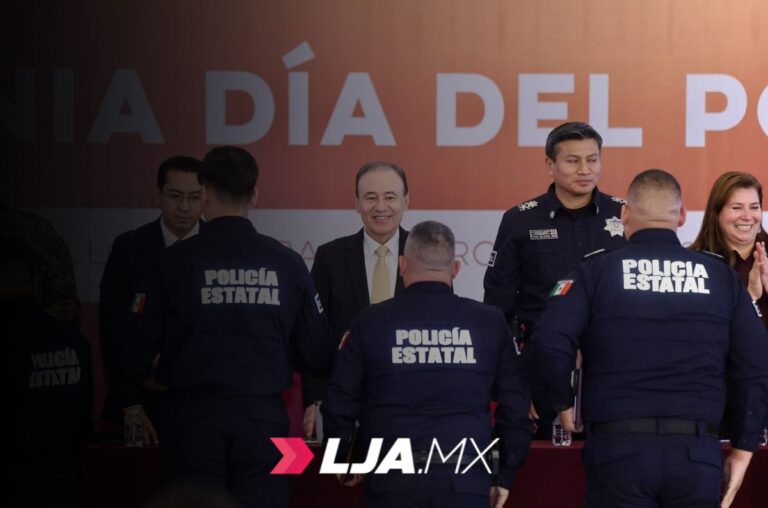 Durazo duplica estado de fuerza con más patrullas y reconoce a policías en su día