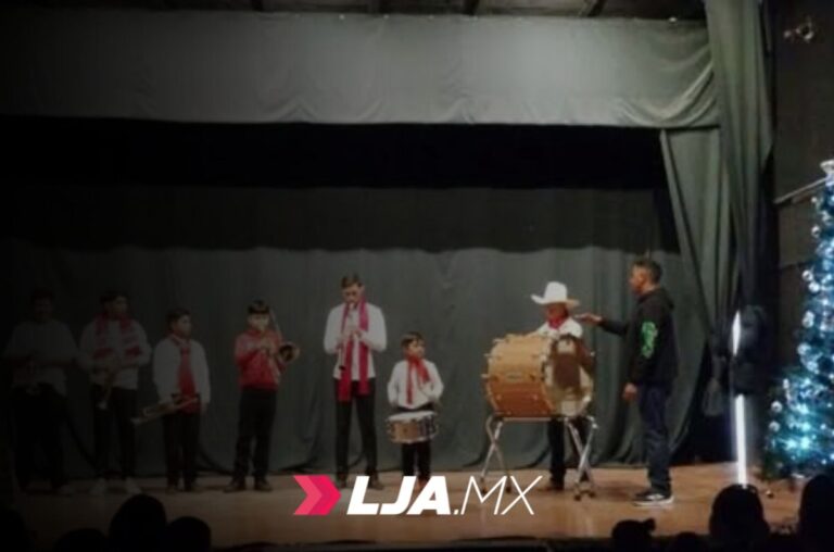Villancicos 2025 llena de música y tradición la Casa de la Cultura de Rincón de Romos, Aguascalientes