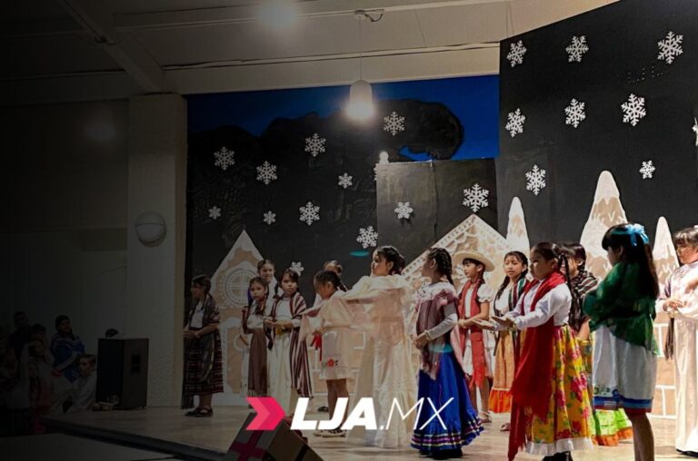 Talento y espíritu festivo se viven en el Festival Navideño de la Casa de la Cultura de Asientos, Aguascalientes