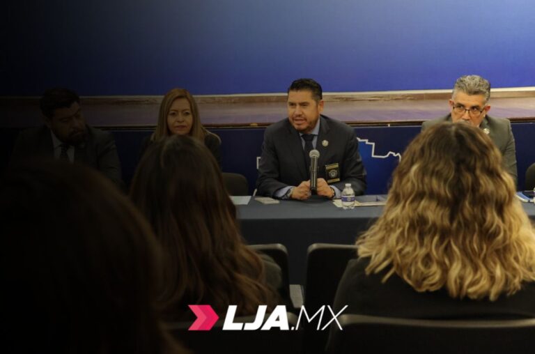 Fiscal general se reúne con nuevos ministerios públicos promovidos mediante proceso de evaluación