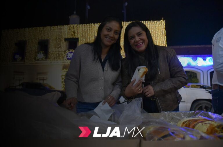 Gobierno de Jesús María celebra el día de reyes con entrega de roscas, cobijas y juguetes