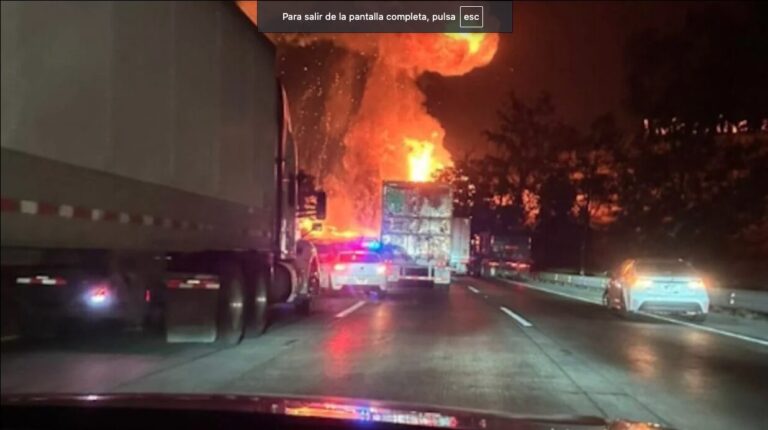 Explota y se incendia pipa de gas en la México-Querétaro; cierra la autopista en ambos sentidos