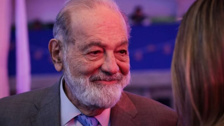 Gracias a la 4T, Slim gana en segundos lo que millones de mexicanos tardan en semanas: Oxfam