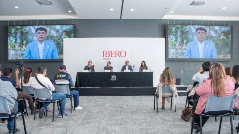 Profesor de la Ibero de Puebla denuncia fractura de costillas golpiza por parte de la Guardia Nacional