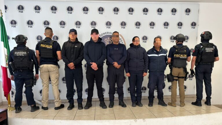 Separan a 9 policías de de Michoacán por intento de extorsión y  abuso de autoridad