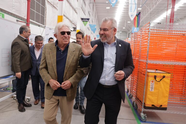 Michoacán se consolida como punto estratégico entre el puerto de Lázaro Cárdenas y EUA: Bedolla