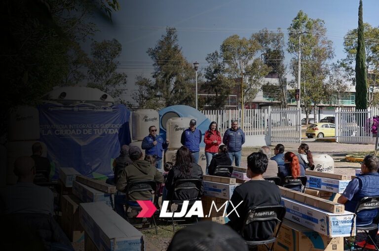 Une esfuerzos Leonardo Montañez para que las familias cuenten con viviendas mejor equipadas