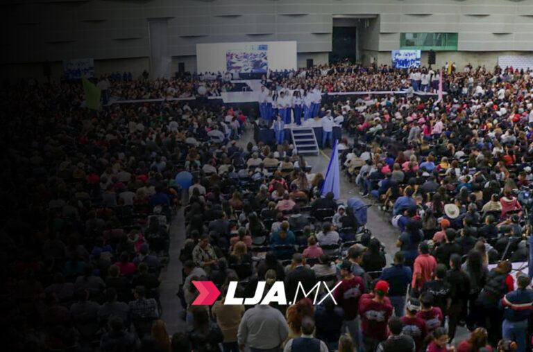 Alfonso Rubalcava rinde su Primer Informe Legislativo