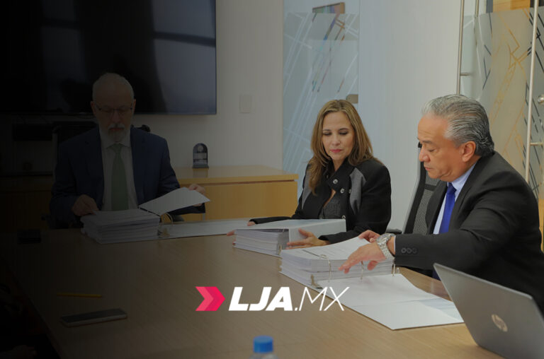 Formalizan proceso de entrega-recepción en la UAA