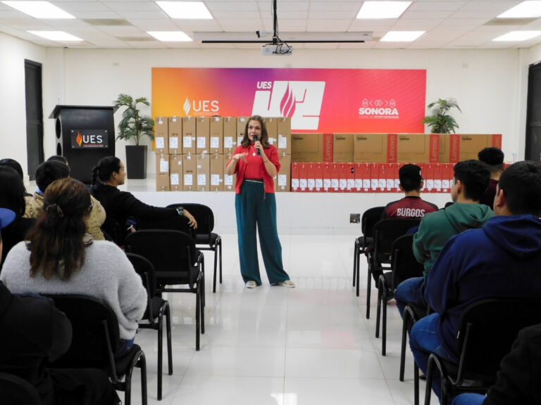 Fortalecen infraestructura tecnológica de la UES con equipos de cómputo en Sonora