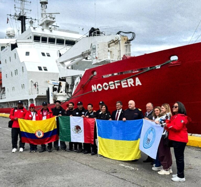 México cruza el hielo: así inicia la primera expedición científica a la Antártida