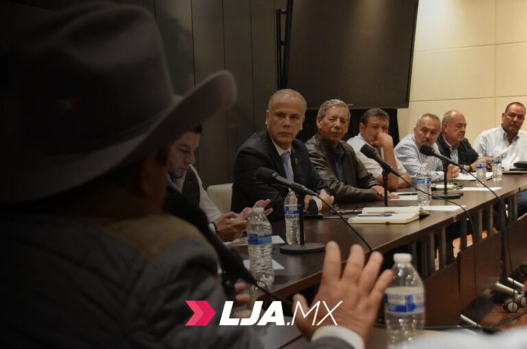 Autoridades y productores acuerdan acciones para reforzar el control sanitario del ganado