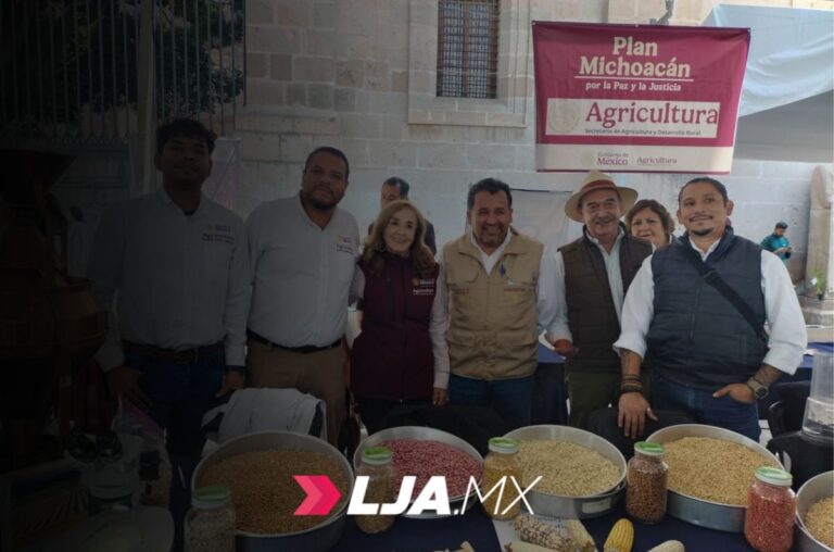 Plan Michoacán brinda con Feria del Bienestar  5 mil 500 atenciones en Tuxpan