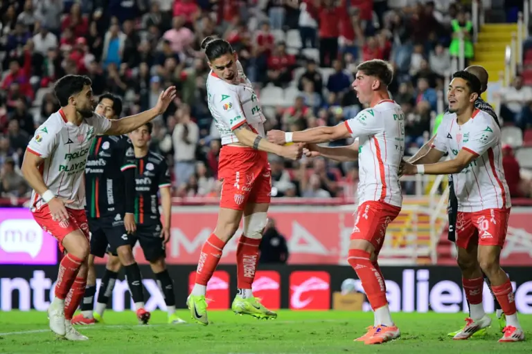 Necaxa arrolla 4-1 al Atlético San Luis