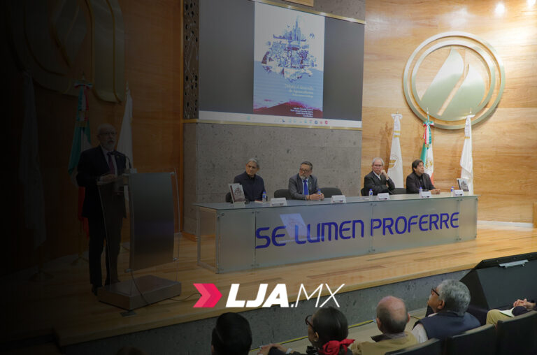 UAA presentó el libro Debatir el Desarrollo de Aguascalientes