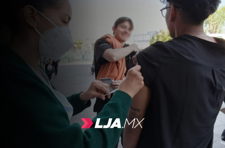 Protege IMSS Aguascalientes a centenares de personas contra sarampión en macro módulo