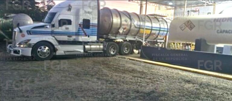 FGR integra investigación por aseguramiento de 149 vehículos y más de 82 mil litros de hidrocarburo